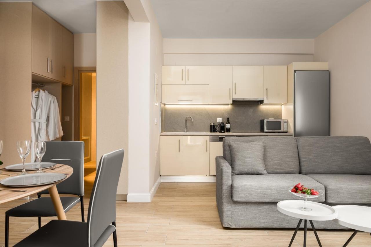 Villa2Be Family & Executive Suites Korfu Dış mekan fotoğraf